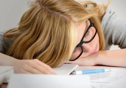 ПРОЛЕТНА УМОРА СИМПТОМИ | БИЛКИ ПРИ ОТПАДНАЛОСТ И УМОРА