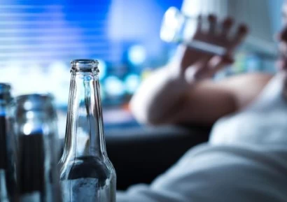 АЛКОХОЛНА АБСТИНЕНЦИЯ- ПРИЧИНИ, СИМПТОМИ И НАЧИН НА ЛЕЧЕНИЕ