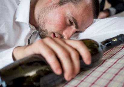 ИНТОКСИКАЦИЯ. АЛКОХОЛНО НАТРАВЯНЕ. ЛЕЧЕНИЕ НА АЛКОХОЛИЗЪМ